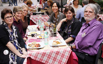 Lunch in Bologna Town Square with Diana, Ellen, Kat & the tour staff